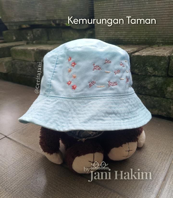 Topi Kemurungan Taman
